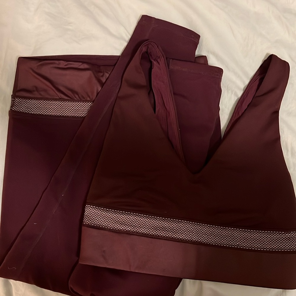 COPY - Fabletics Work Out Set